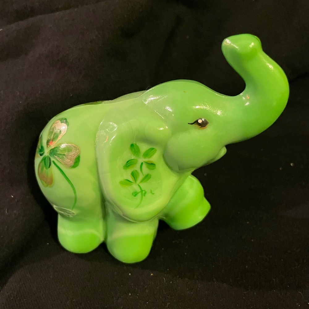 Fenton Good Luck Elephant Art Glass Figurine